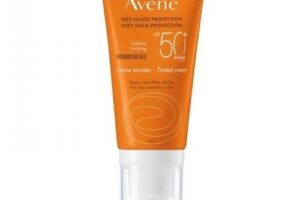 Bild von Avène Avene Very High Protection Teinted Cream SPF50 +